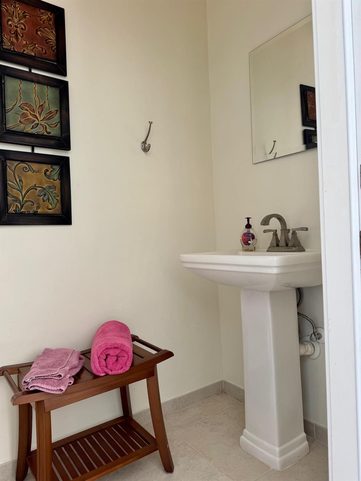 MEADOW WOOD OF THE LANDIN - Residential