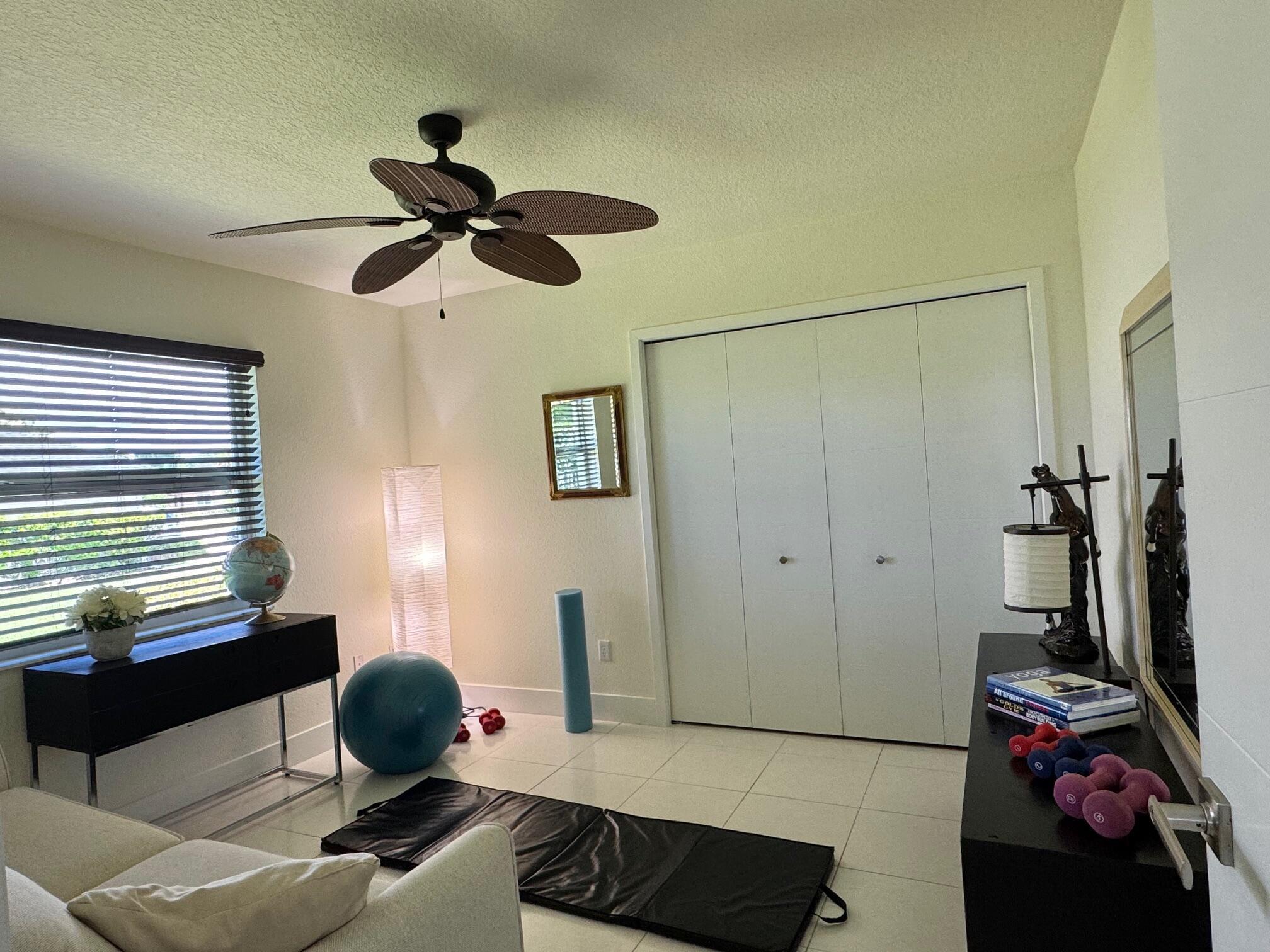 MEADOW WOOD OF THE LANDIN - Residential