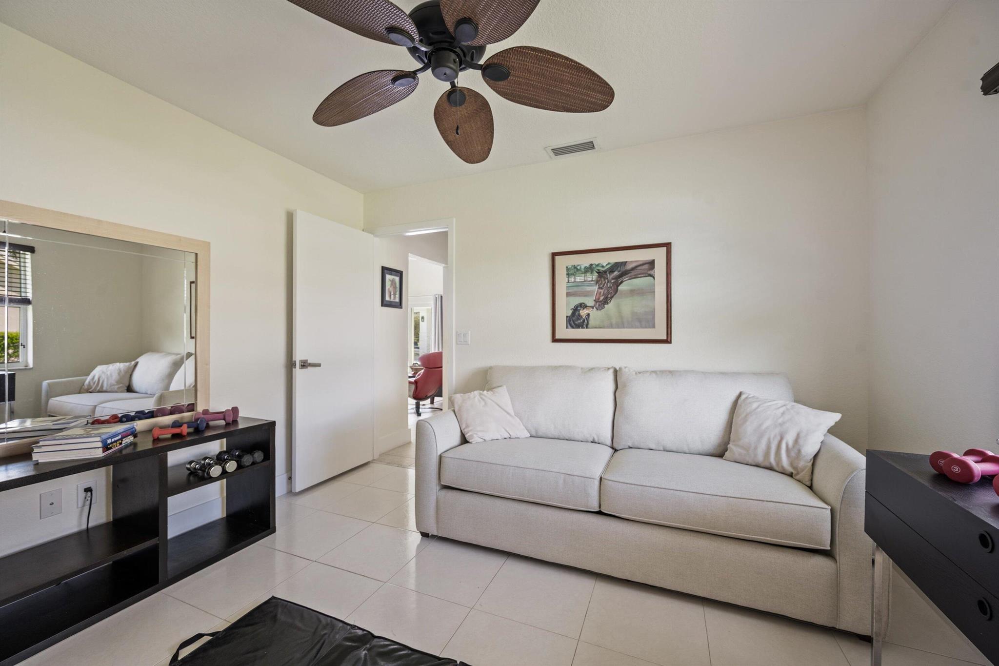 MEADOW WOOD OF THE LANDIN - Residential