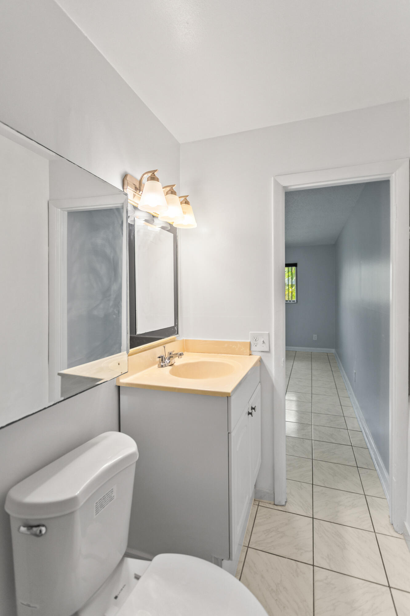 SPRINGTREE ESTATES SEC 1 CONDO - Residential