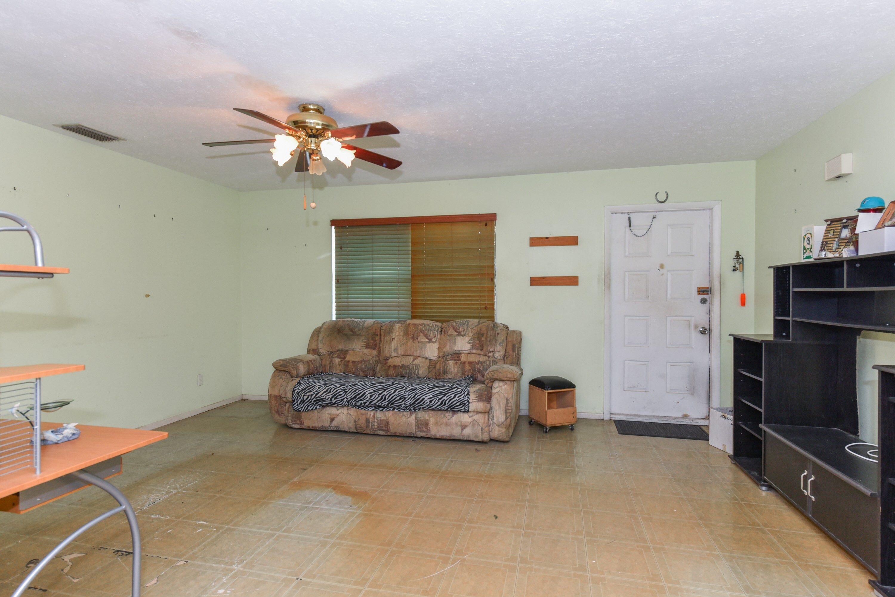 PORT ST LUCIE SECTION 12 - Residential