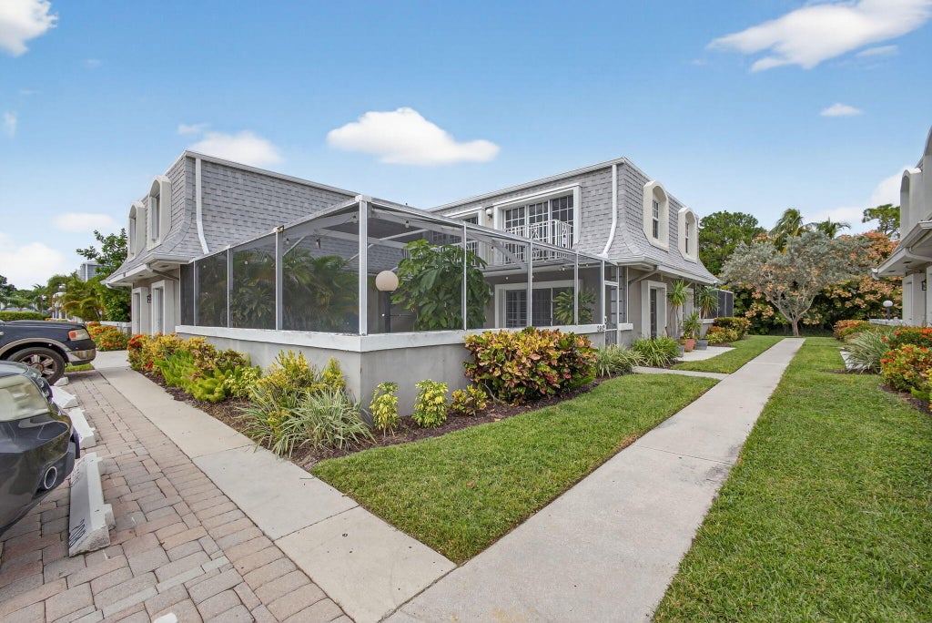 Photo of 2602 Vision Drive, Palm Beach Gardens, FL 33418 (MLS # R11140300)