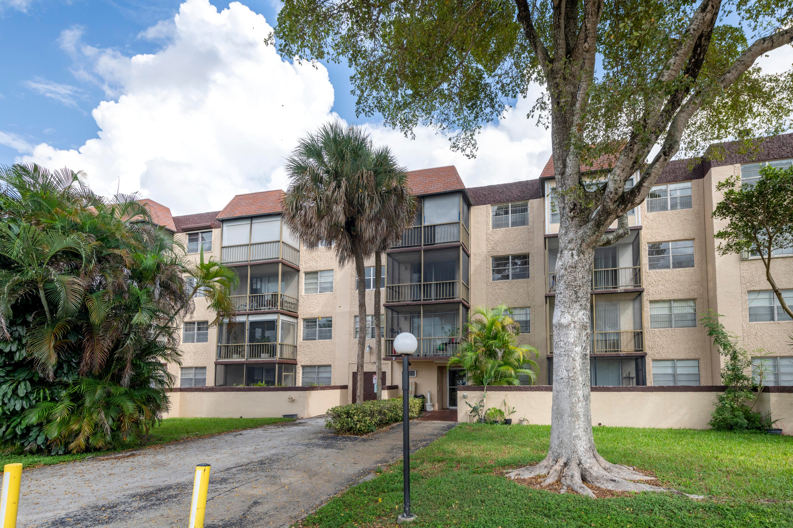 7300 NW 17TH Street 105