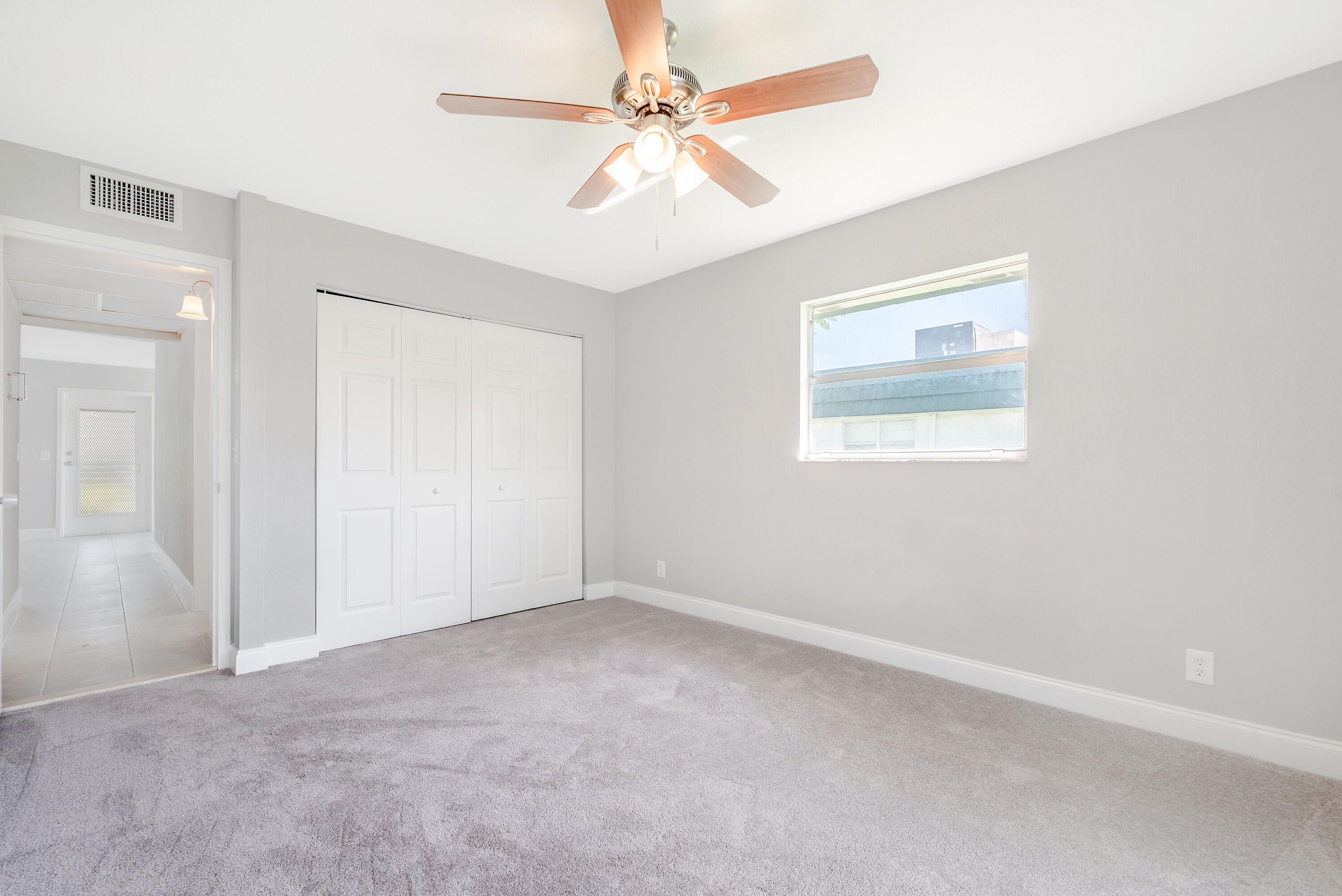 KINGS POINT WATERFORD CONDOS - Residential