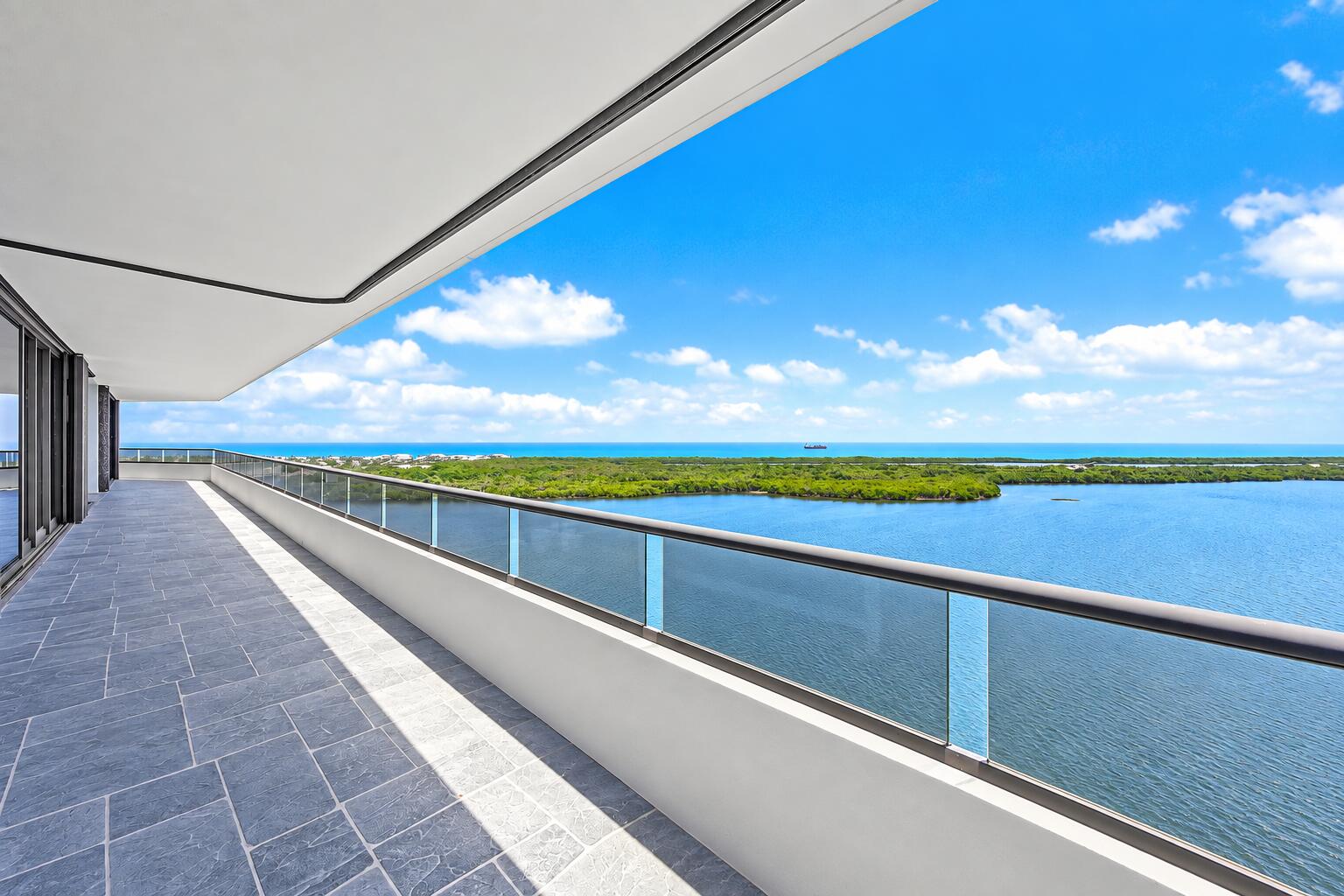 100 LAKESHORE Drive 2151