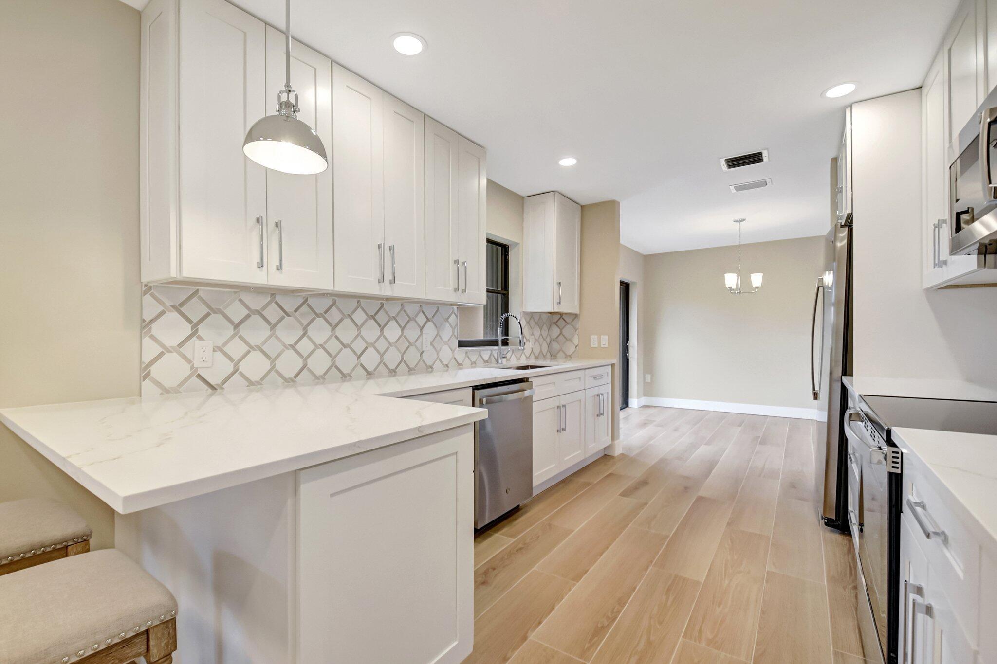 RAINBERRY BAY SEC 7 - Residential