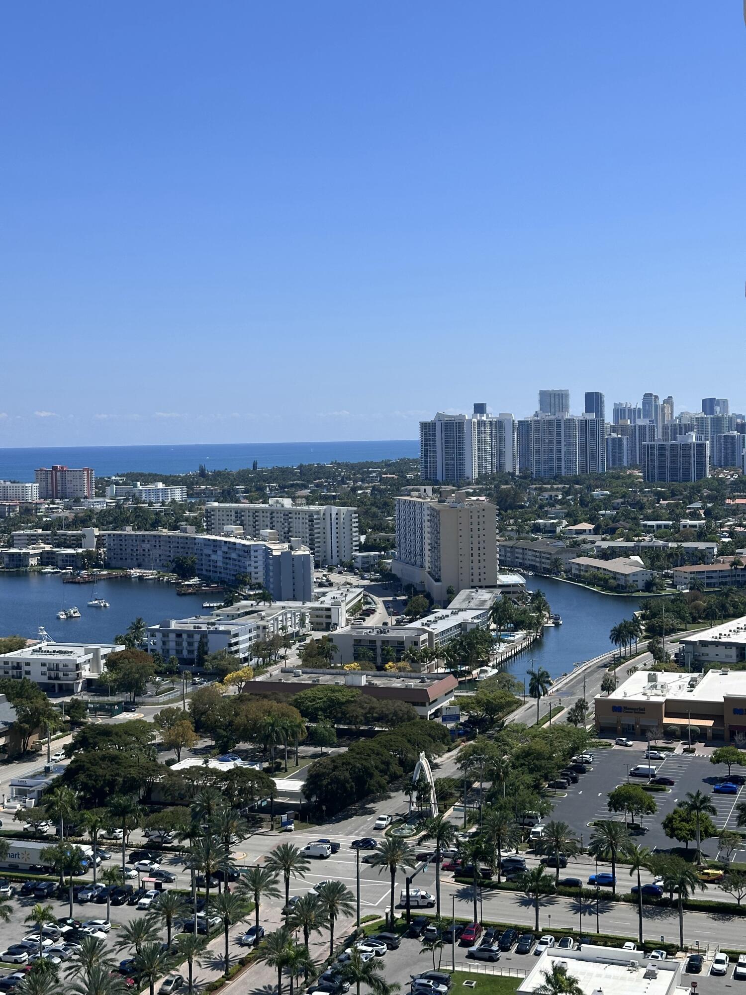 DUO CONDOMINIUM WEST - Residential Lease