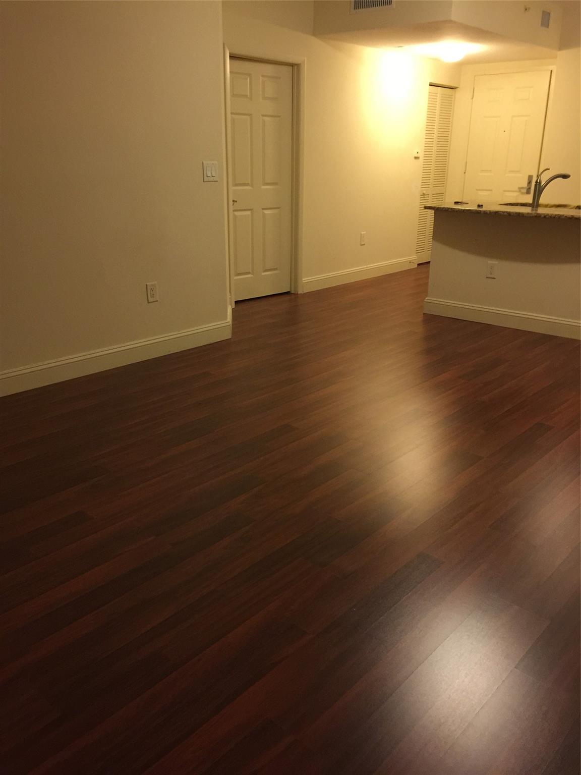 VERANDA CONDO - Residential