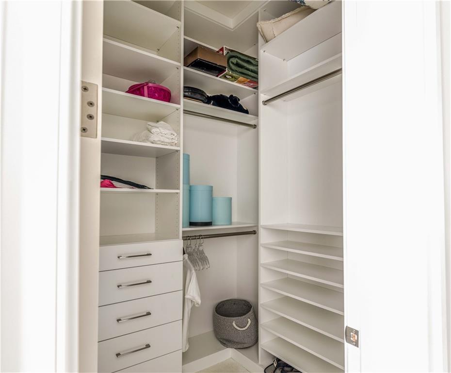 Riviera 6-17 B - Residential