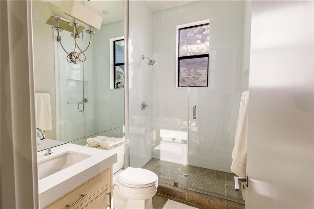 Riviera 6-17 B - Residential