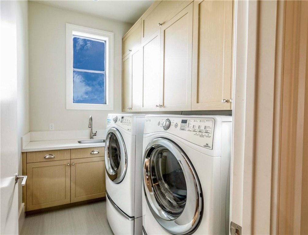 Riviera 6-17 B - Residential