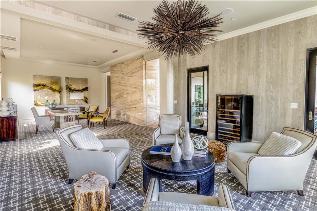 Riviera 6-17 B - Residential