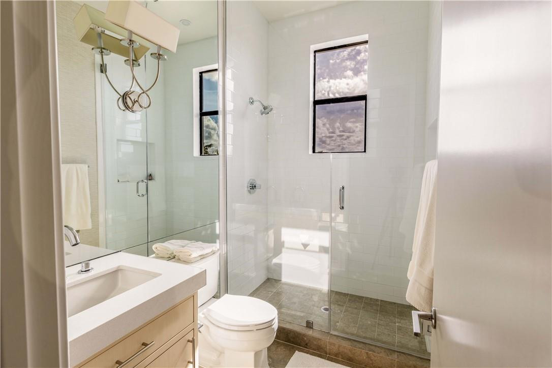 Riviera 6-17 B - Residential