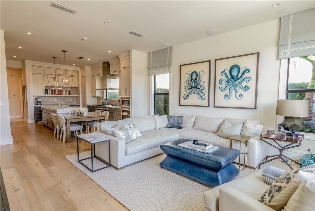 Riviera 6-17 B - Residential