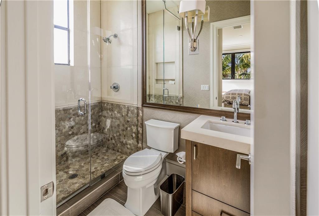 Riviera 6-17 B - Residential