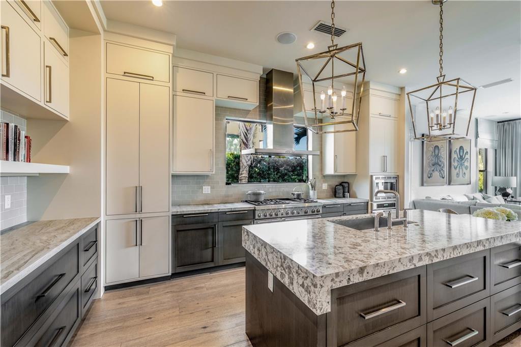 Riviera 6-17 B - Residential