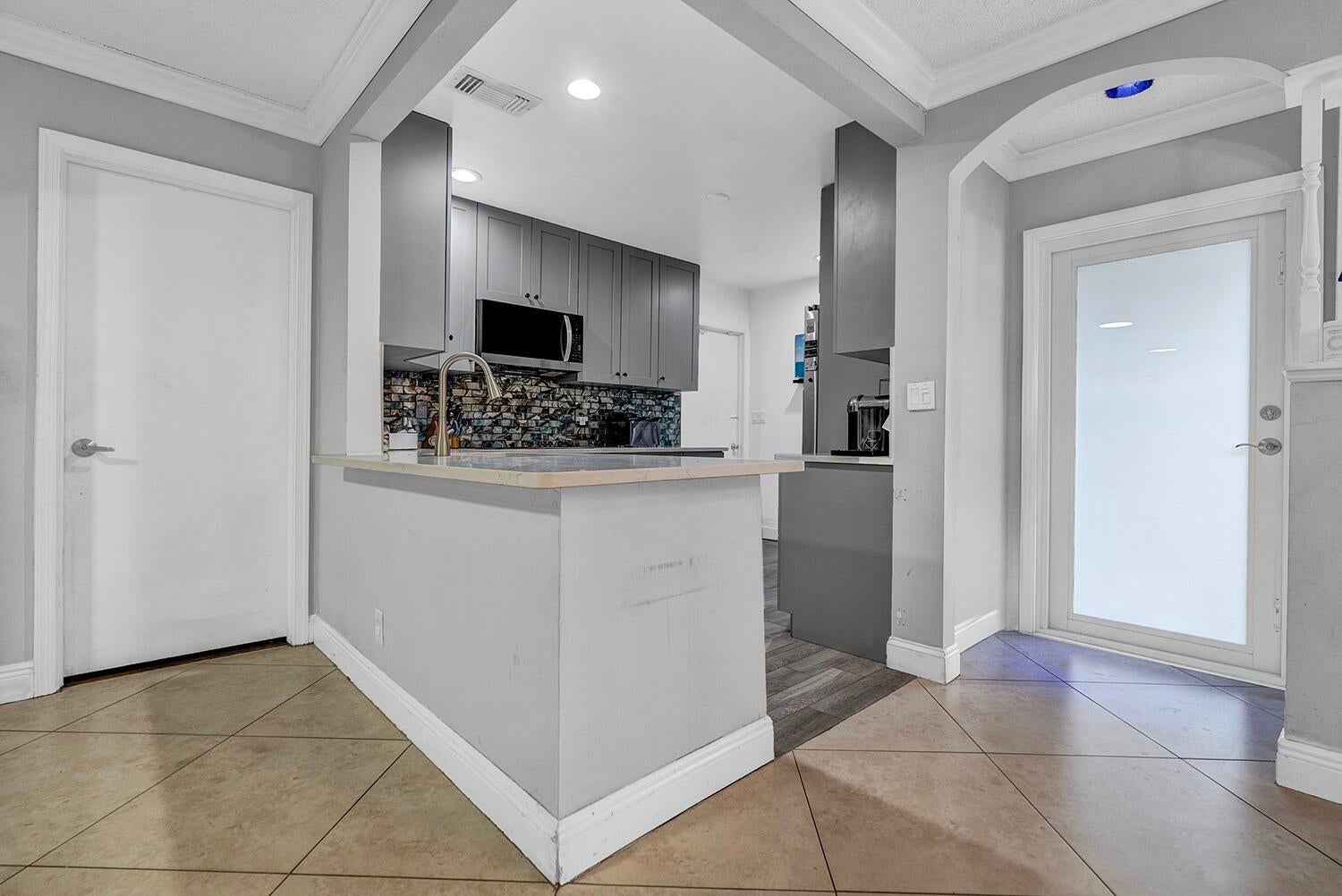 9544 Richmond Circle