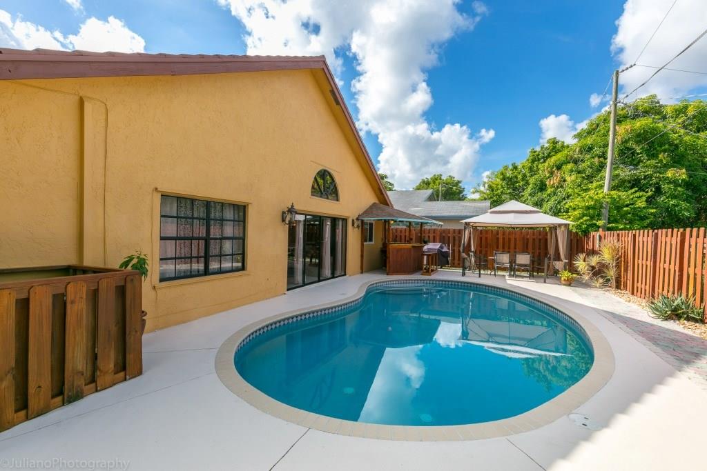 West Deerfield Beach 42-4 - Residential