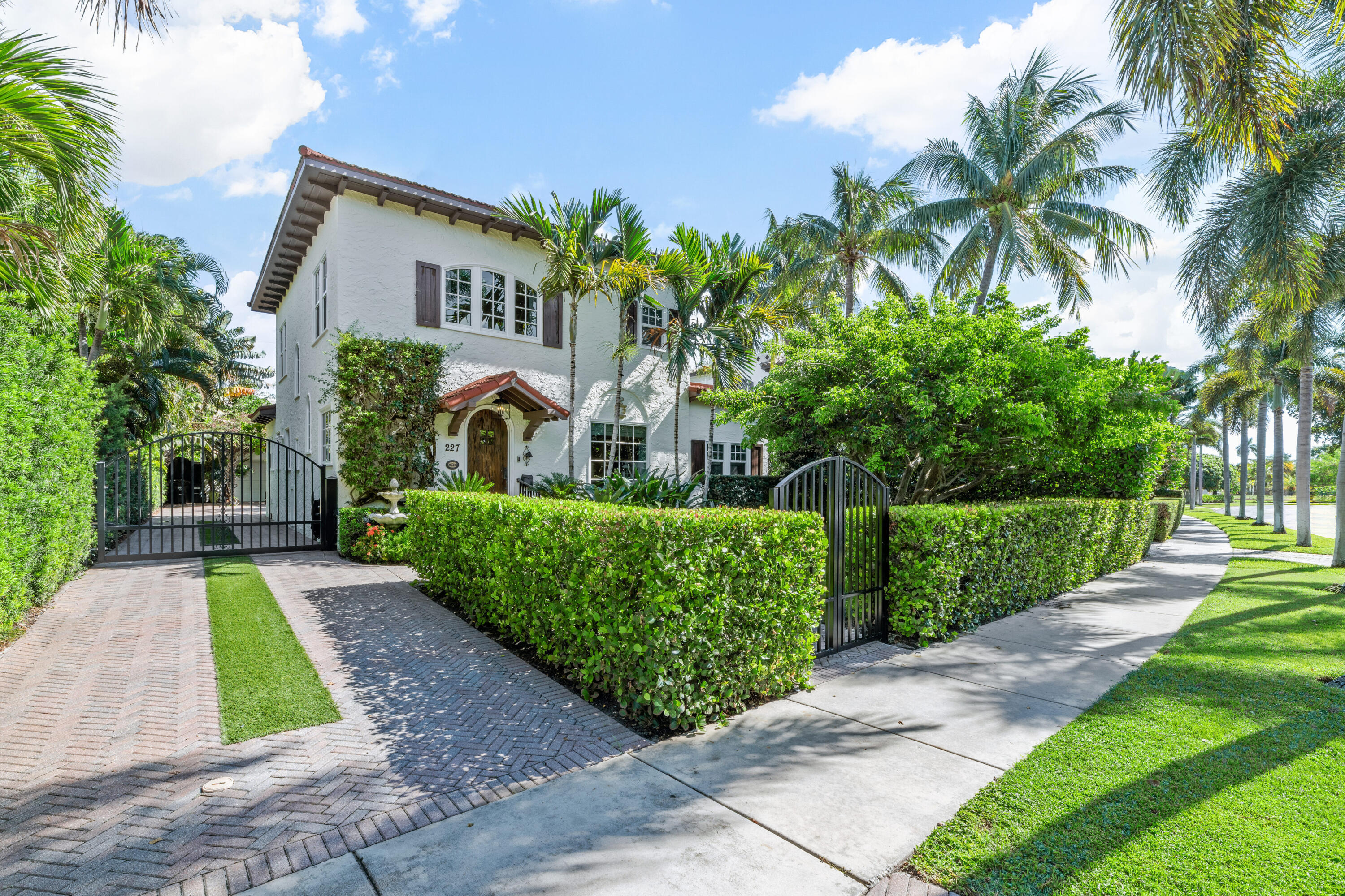 227 Marlborough Road