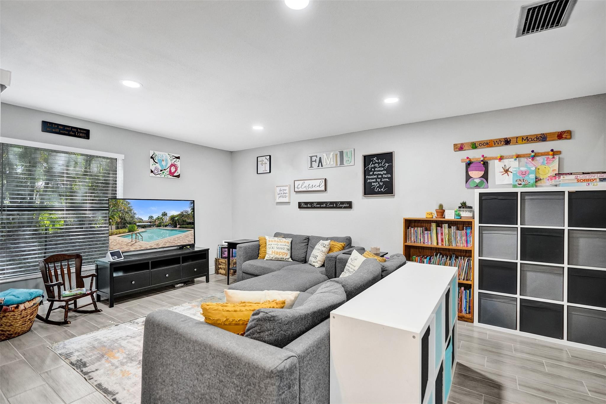 Golden Raintree 2 - Residential