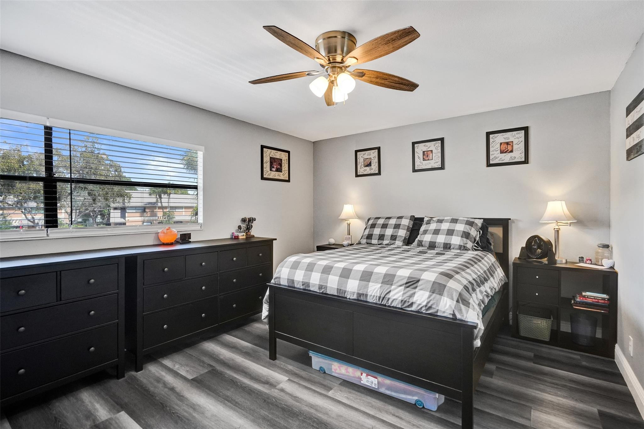 Golden Raintree 2 - Residential