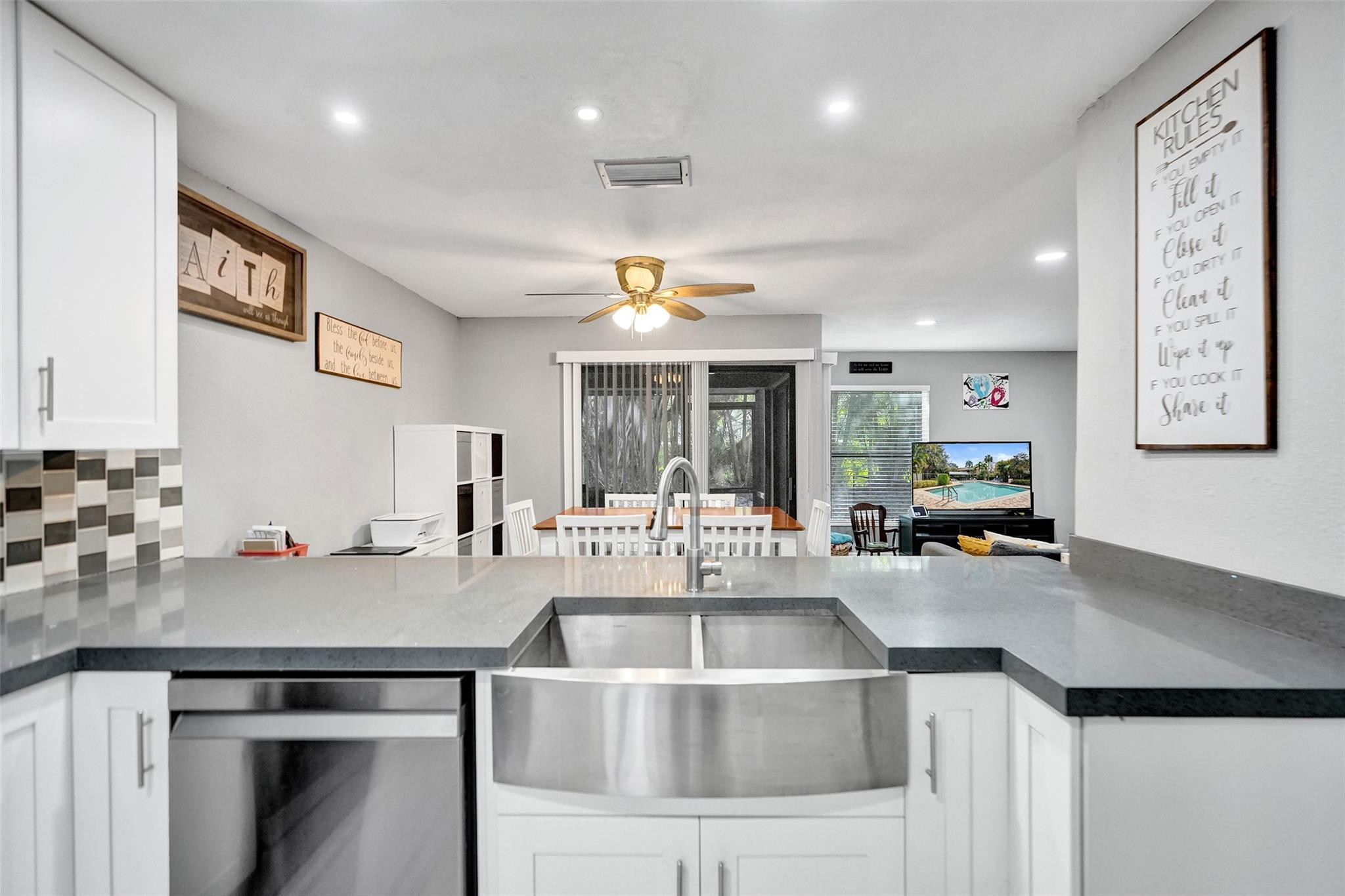 Golden Raintree 2 - Residential