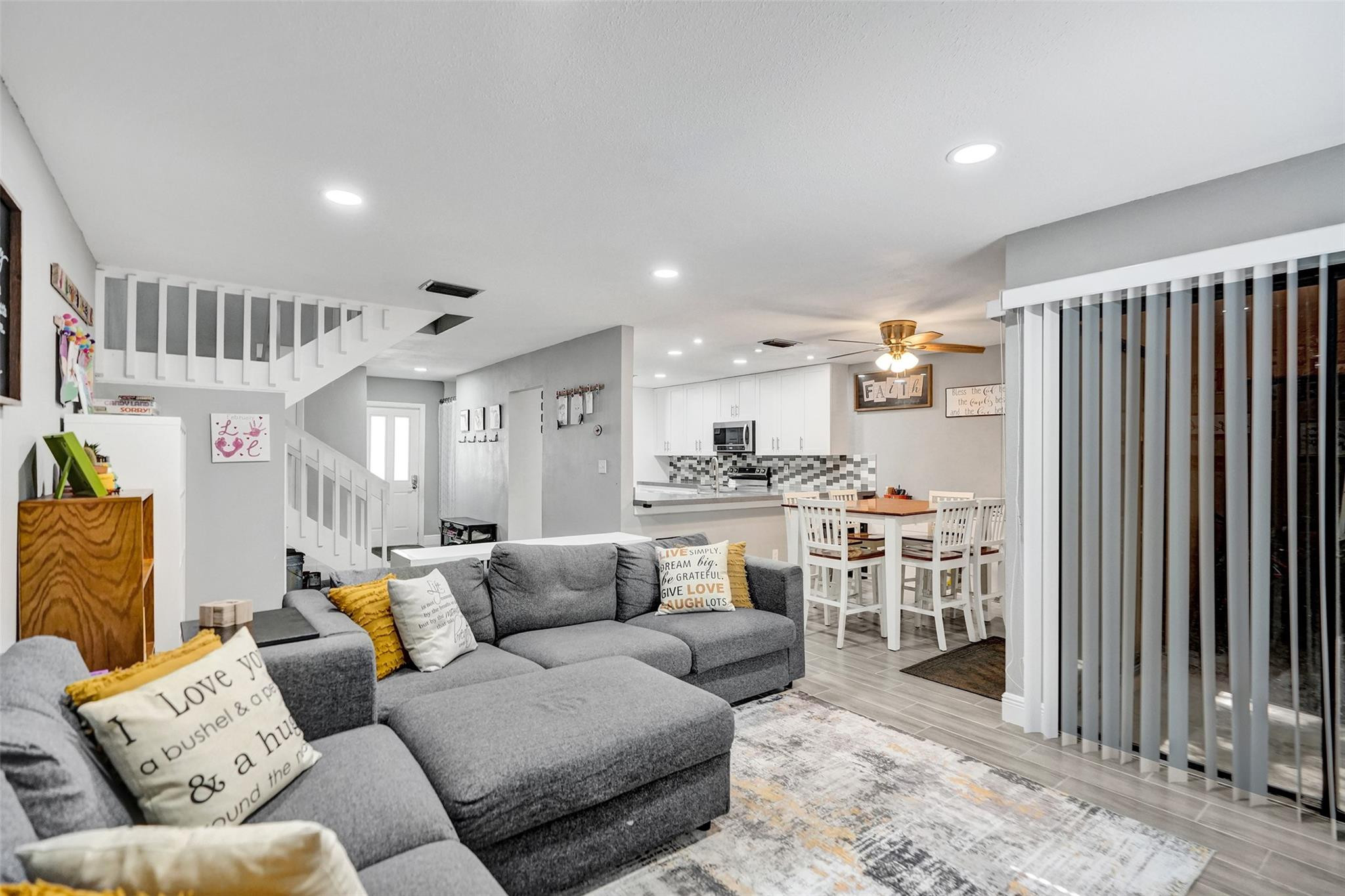 Golden Raintree 2 - Residential