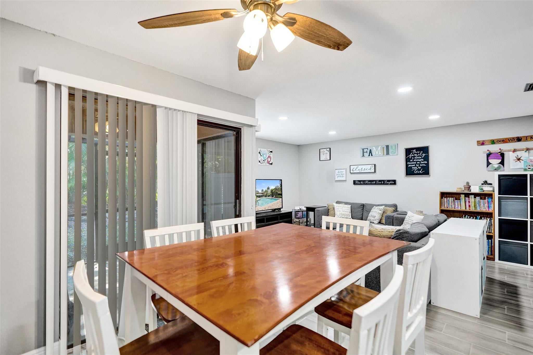 Golden Raintree 2 - Residential