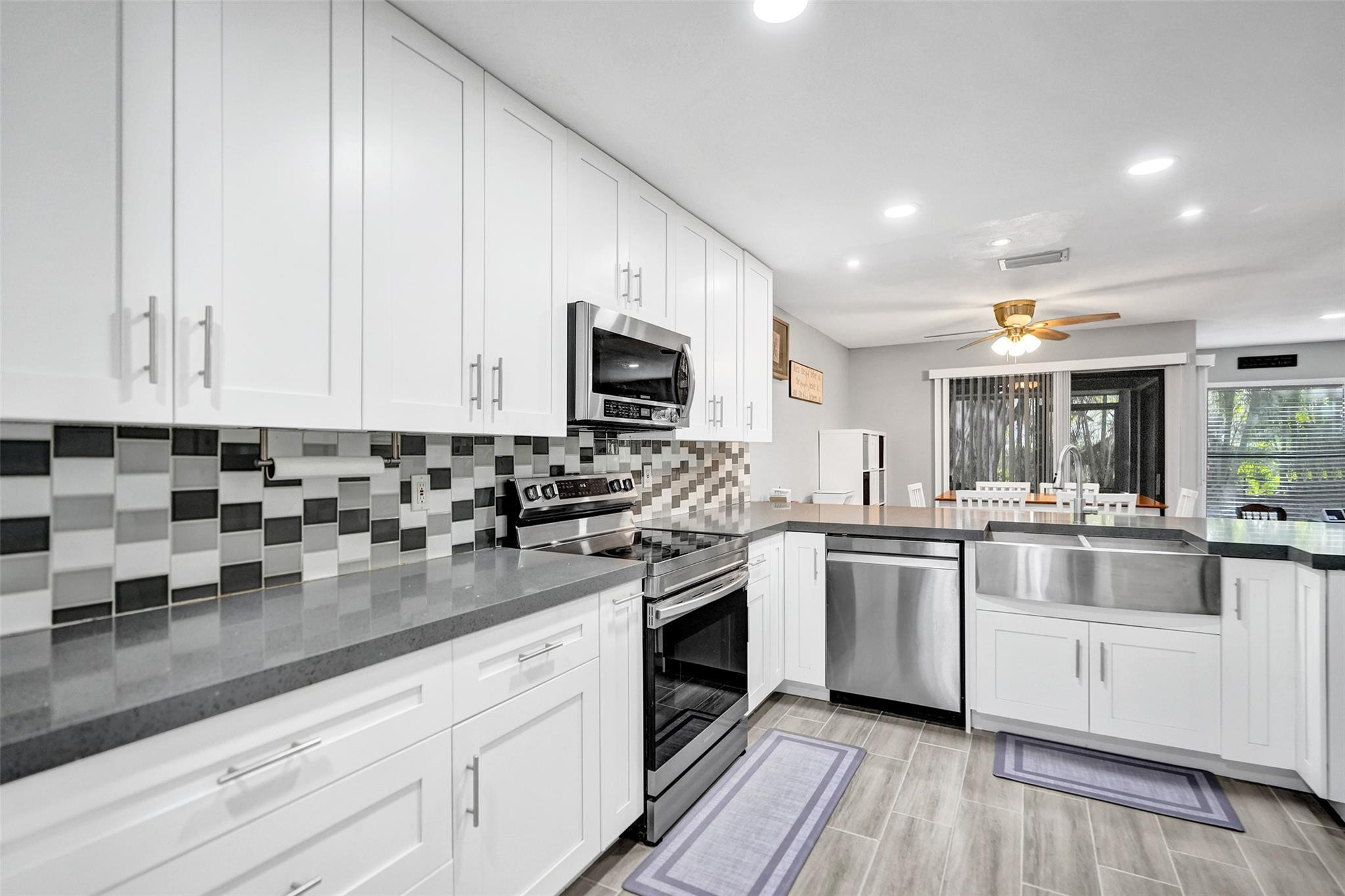 Golden Raintree 2 - Residential