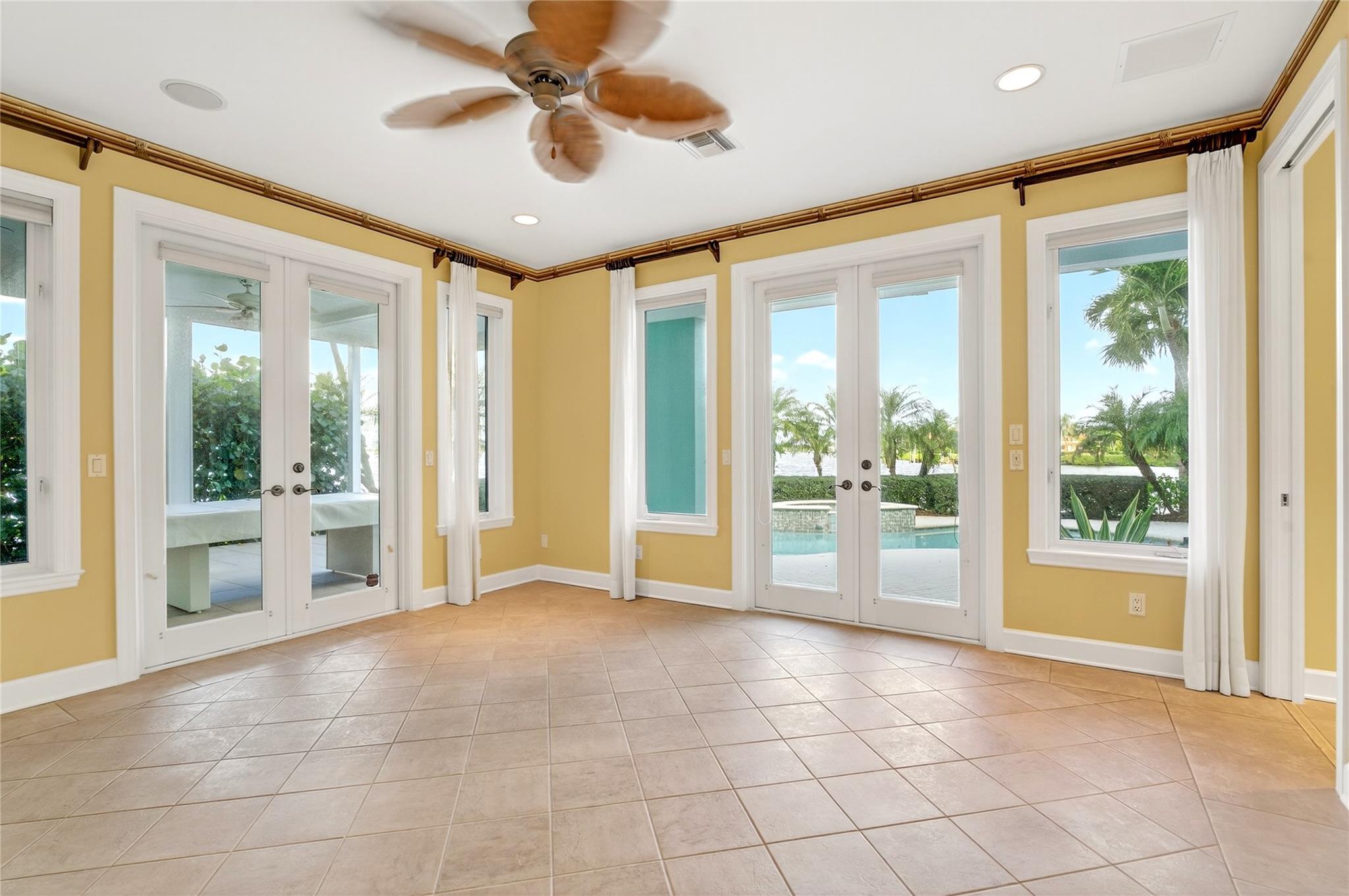 Pelican Cove - Residential