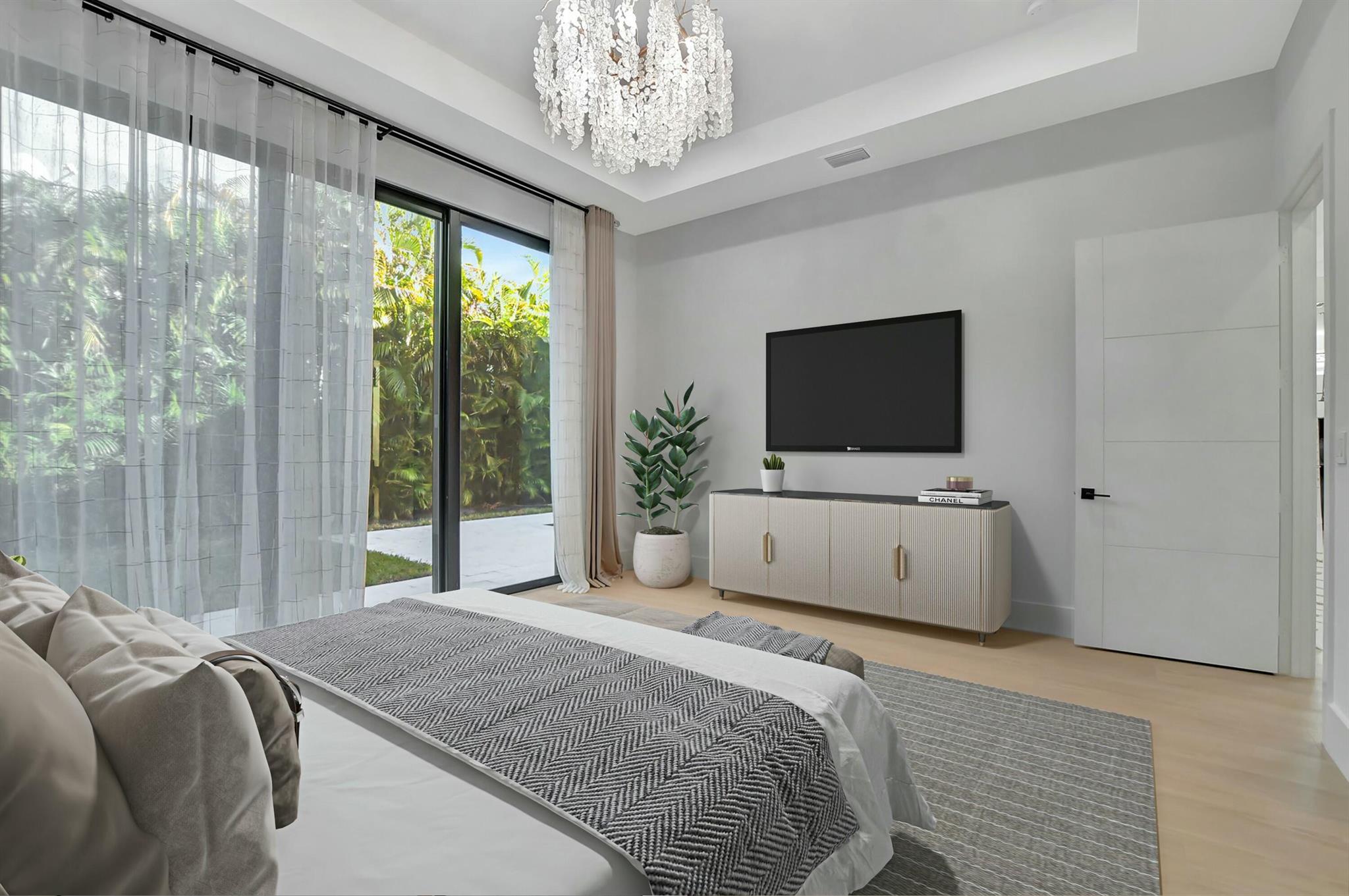 WHISEM UNIT B - Residential