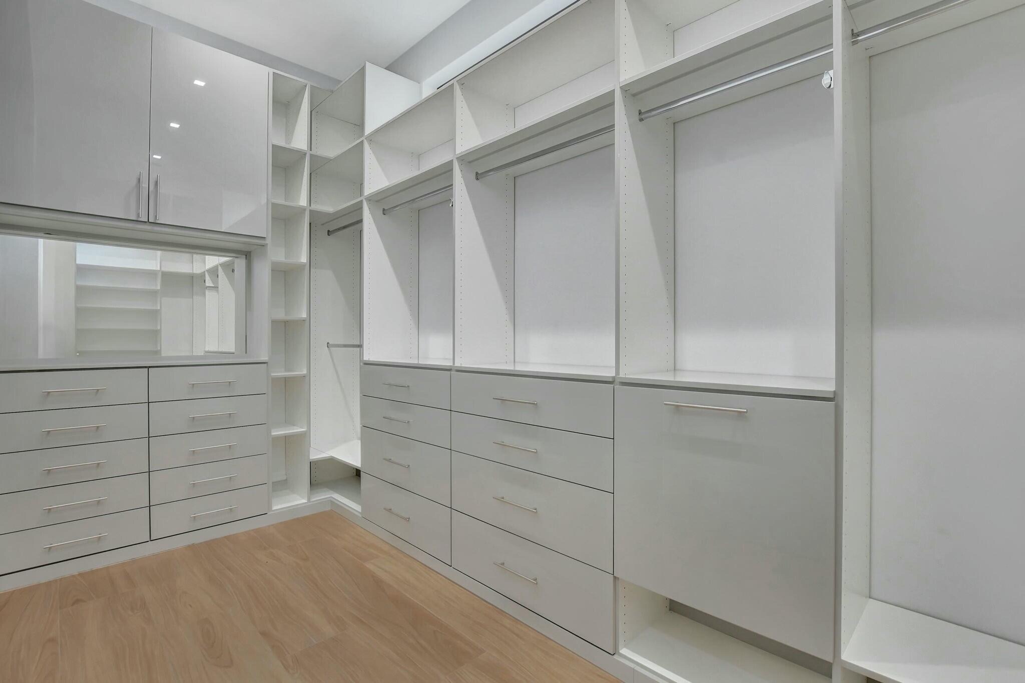 WHISEM UNIT B - Residential