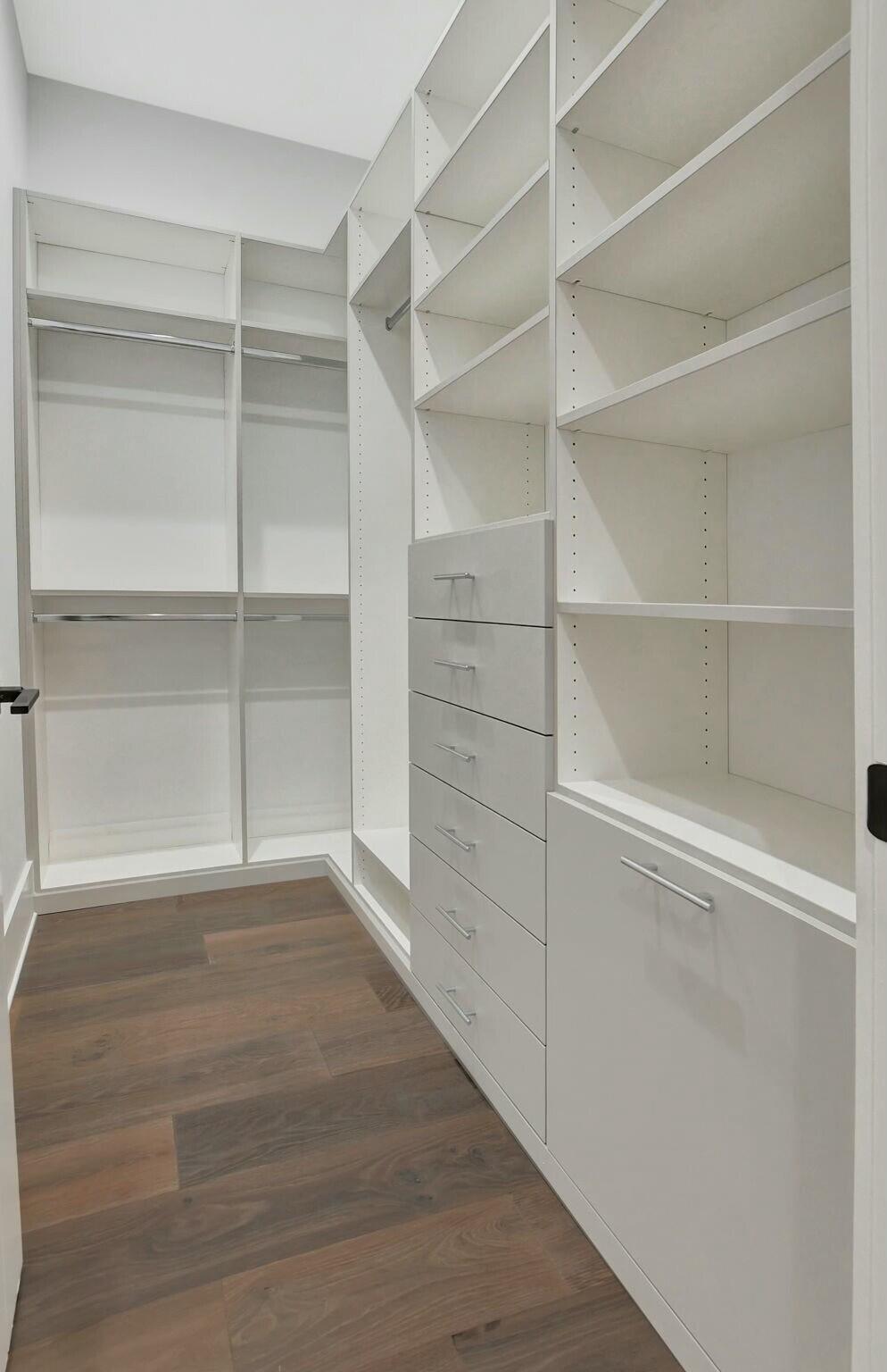 WHISEM UNIT B - Residential