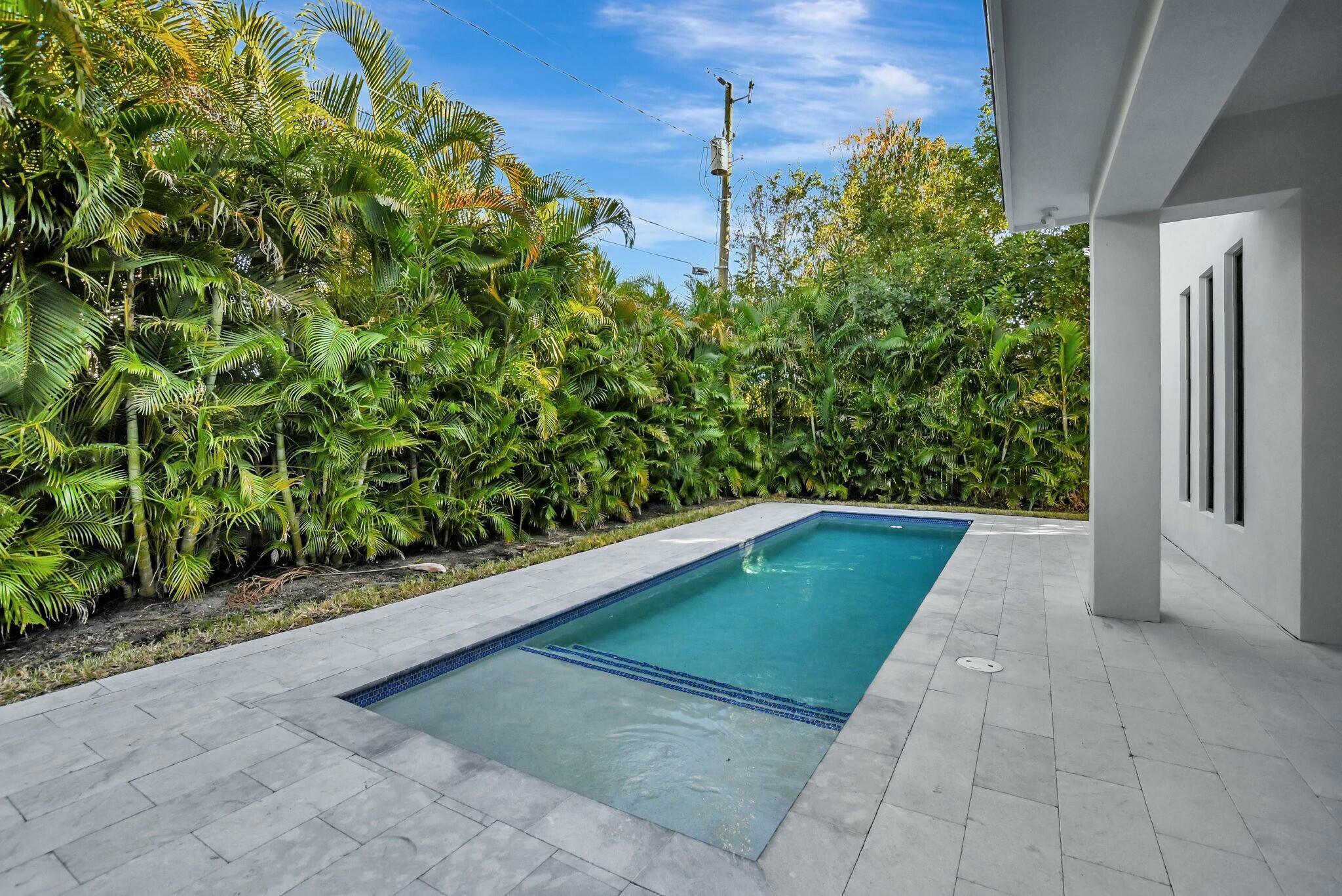 WHISEM UNIT B - Residential