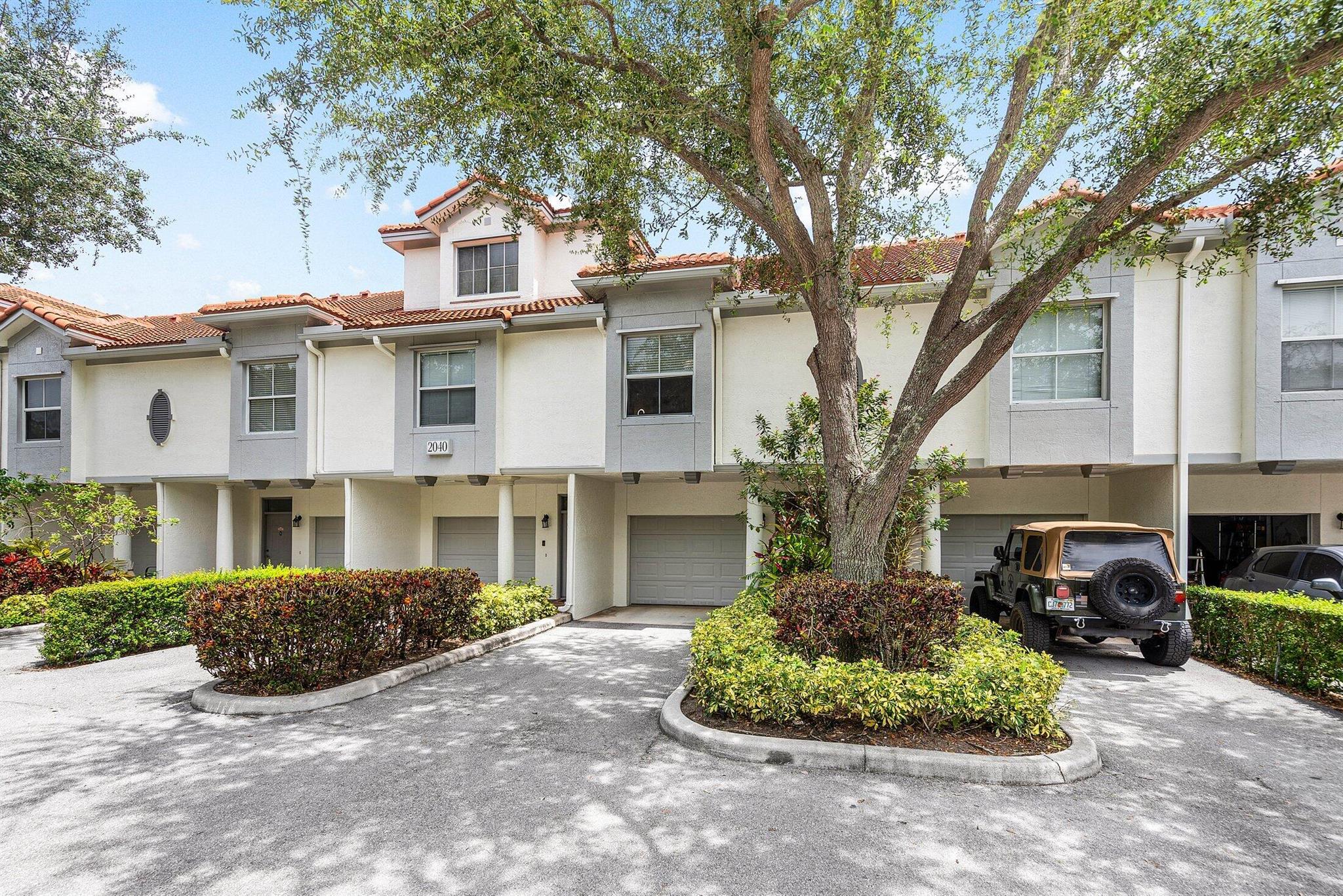 2040 Alta Meadows Lane 1606