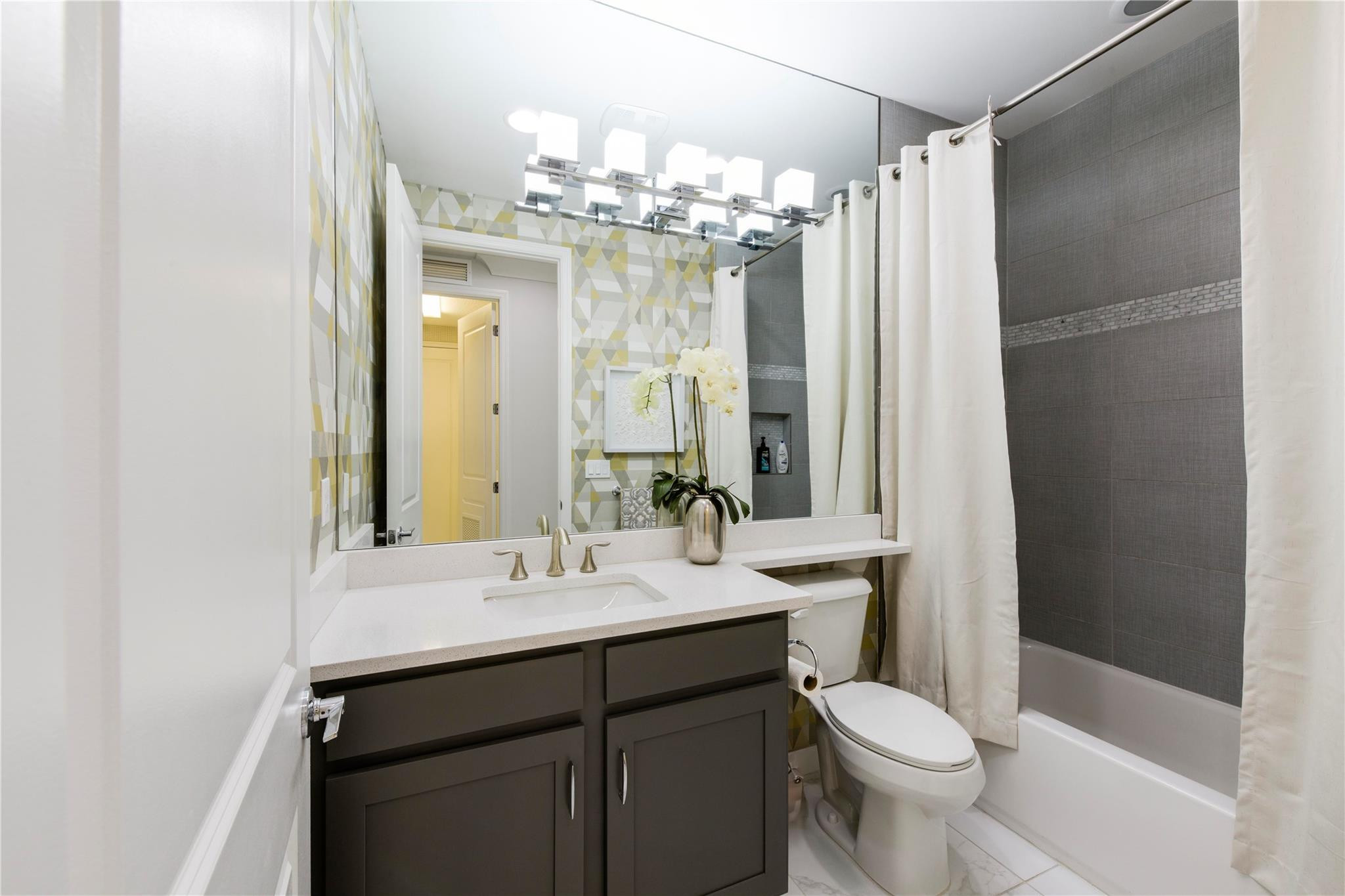 Riverland - Residential Lease