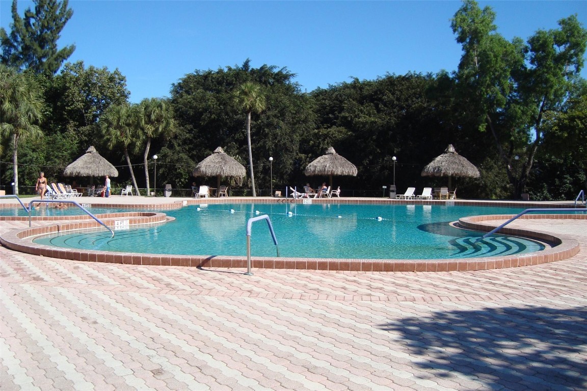 HOLIDAY SPRINGS VILLAGE - Residential