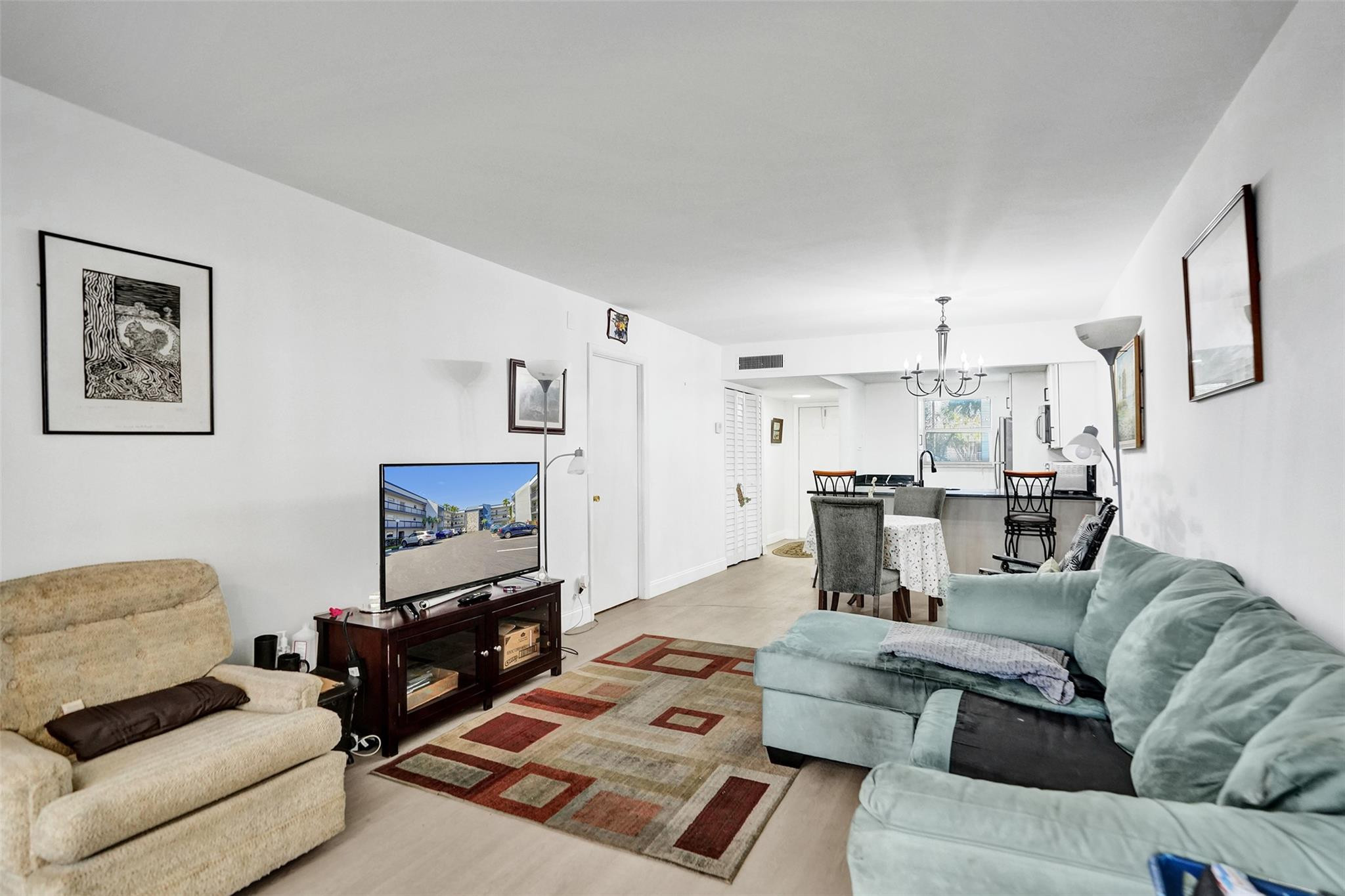 HOLIDAY SPRINGS VILLAGE - Residential