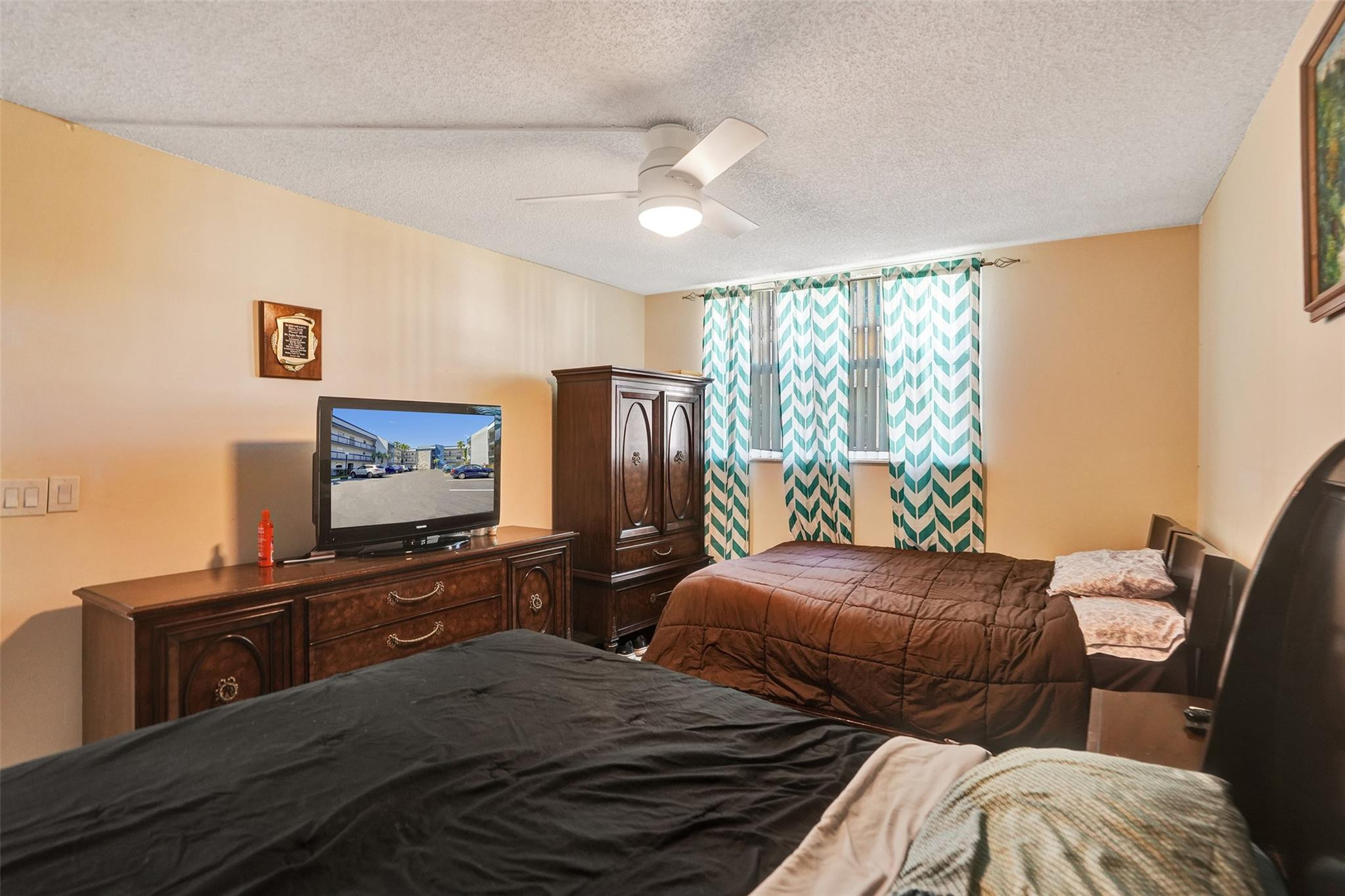 HOLIDAY SPRINGS VILLAGE - Residential