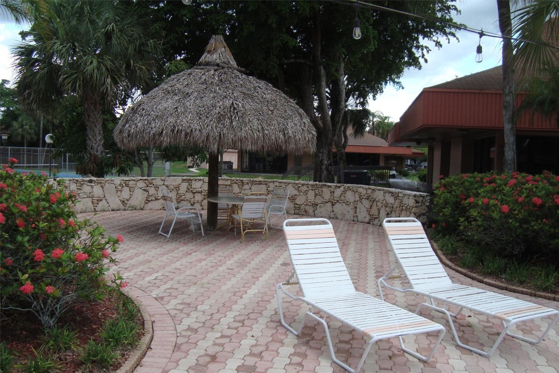 HOLIDAY SPRINGS VILLAGE - Residential