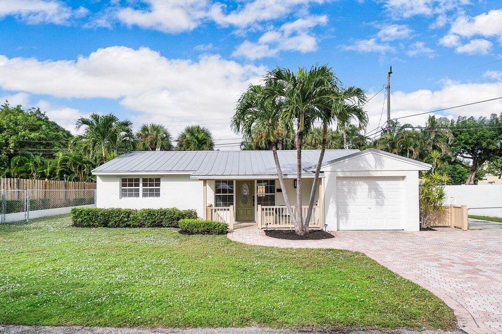 Photo of 1831 Kathy Lane, North Palm Beach, FL 33408 (MLS # R10956427)