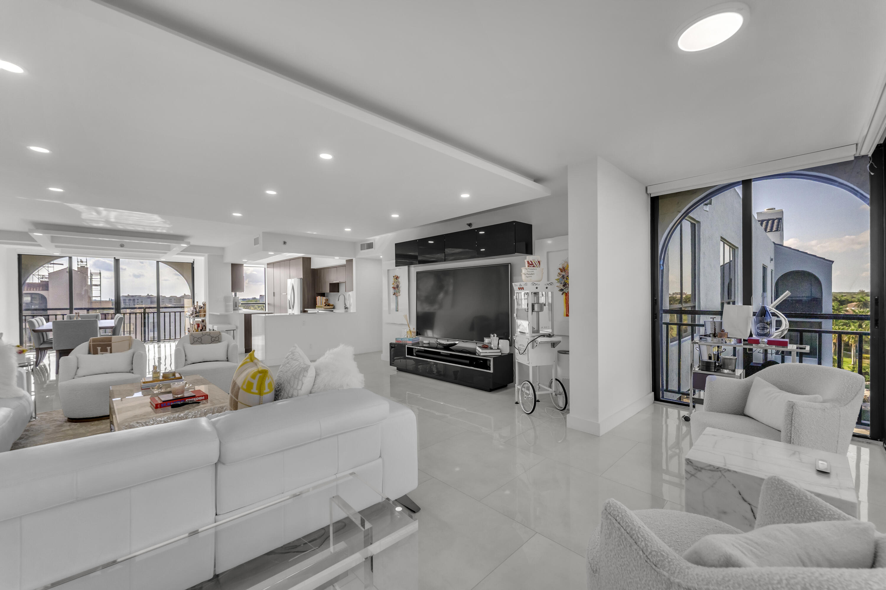 PROMENADE AT BOCA POINTE CONDOS 1,2 AND 3 IN OR413 - Residential