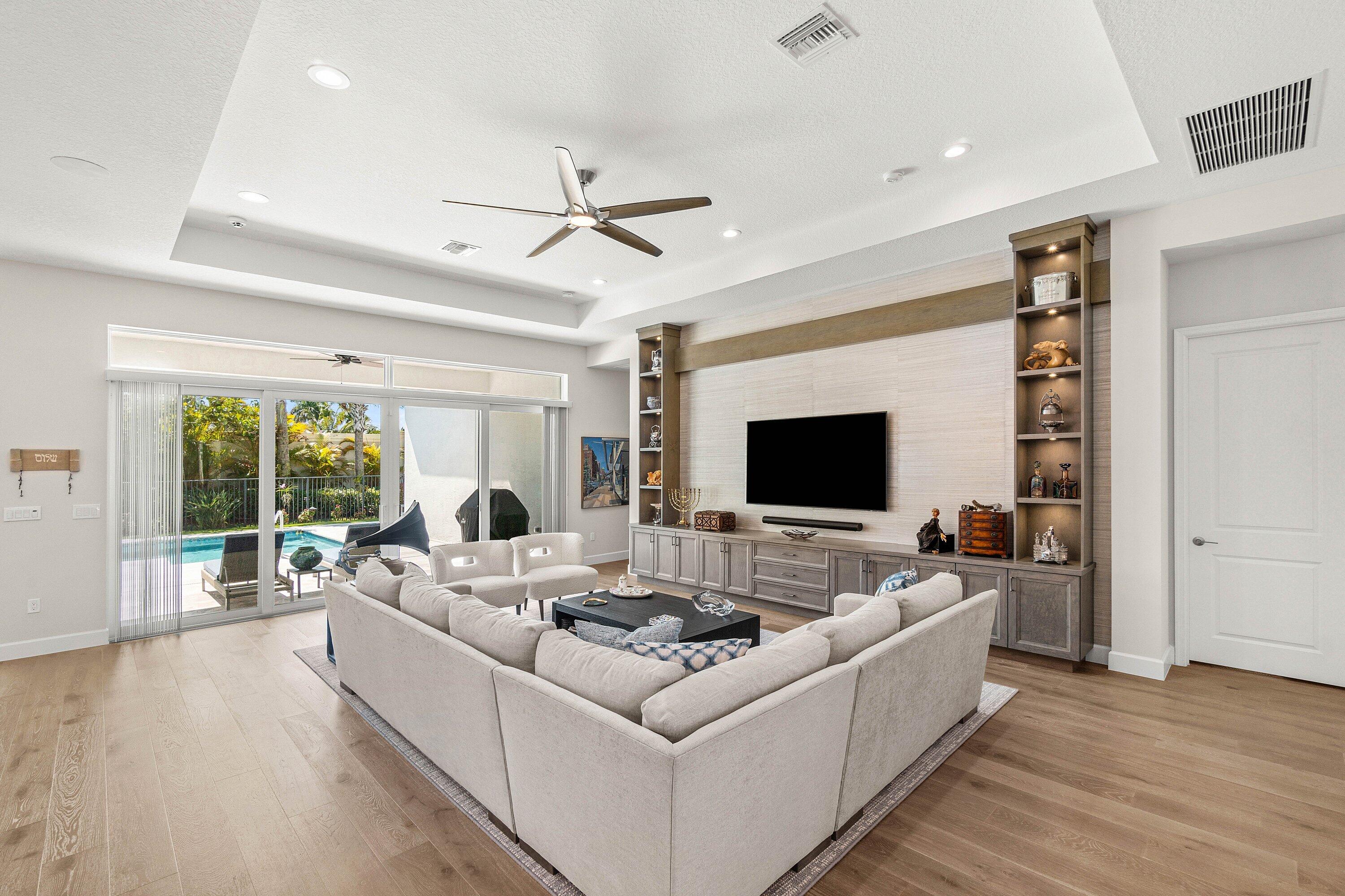 Valencia Sound - Residential