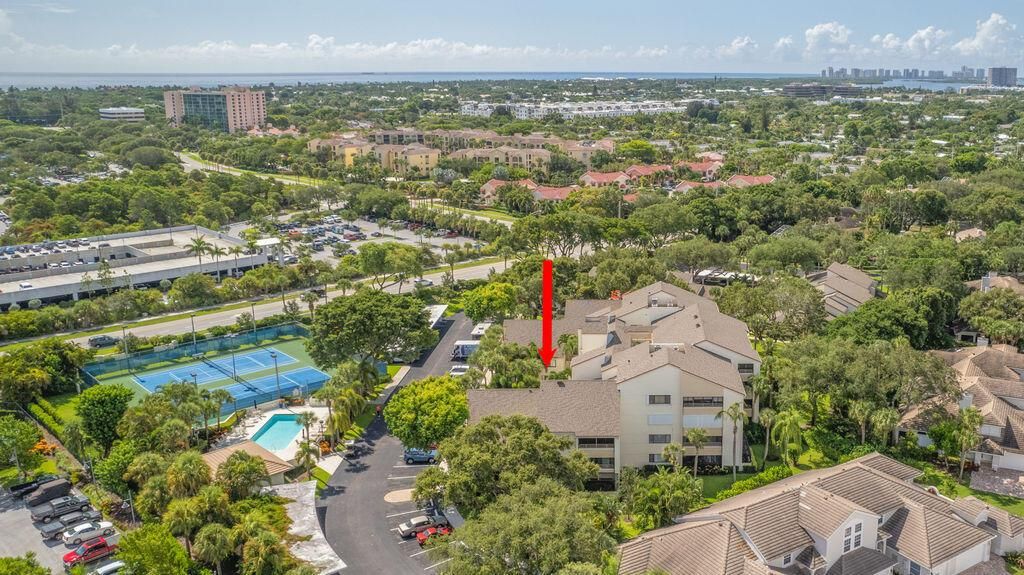 Photo of 318 Oak Harbour Drive, Juno Beach, FL 33408 (MLS # R10923240)