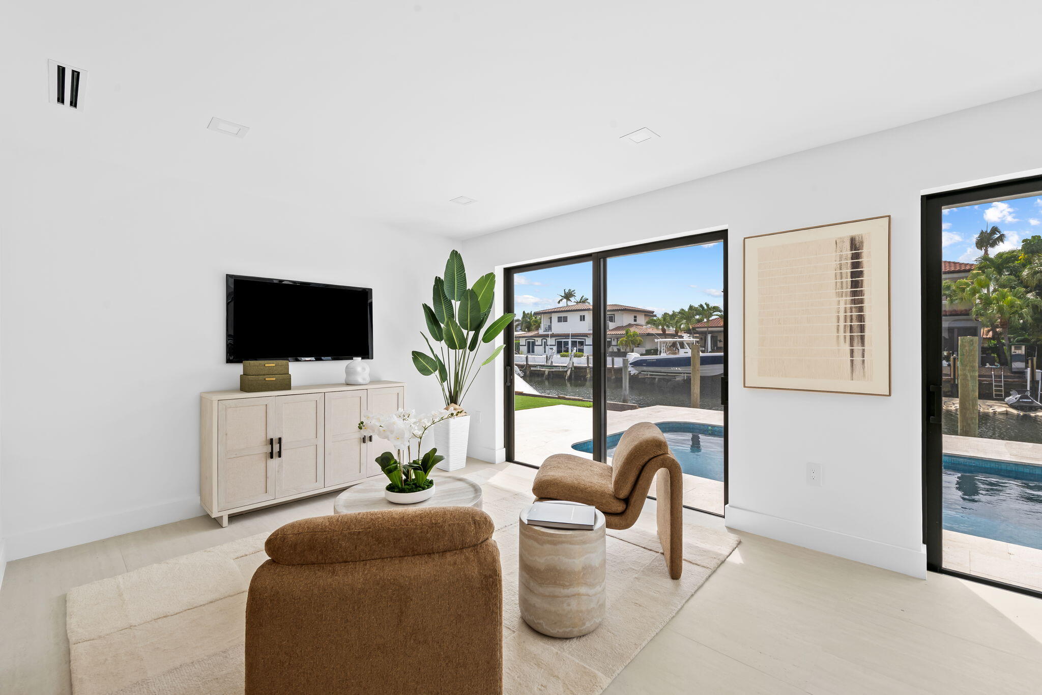 VENETIAN ISLES 1ST SEC - Residential