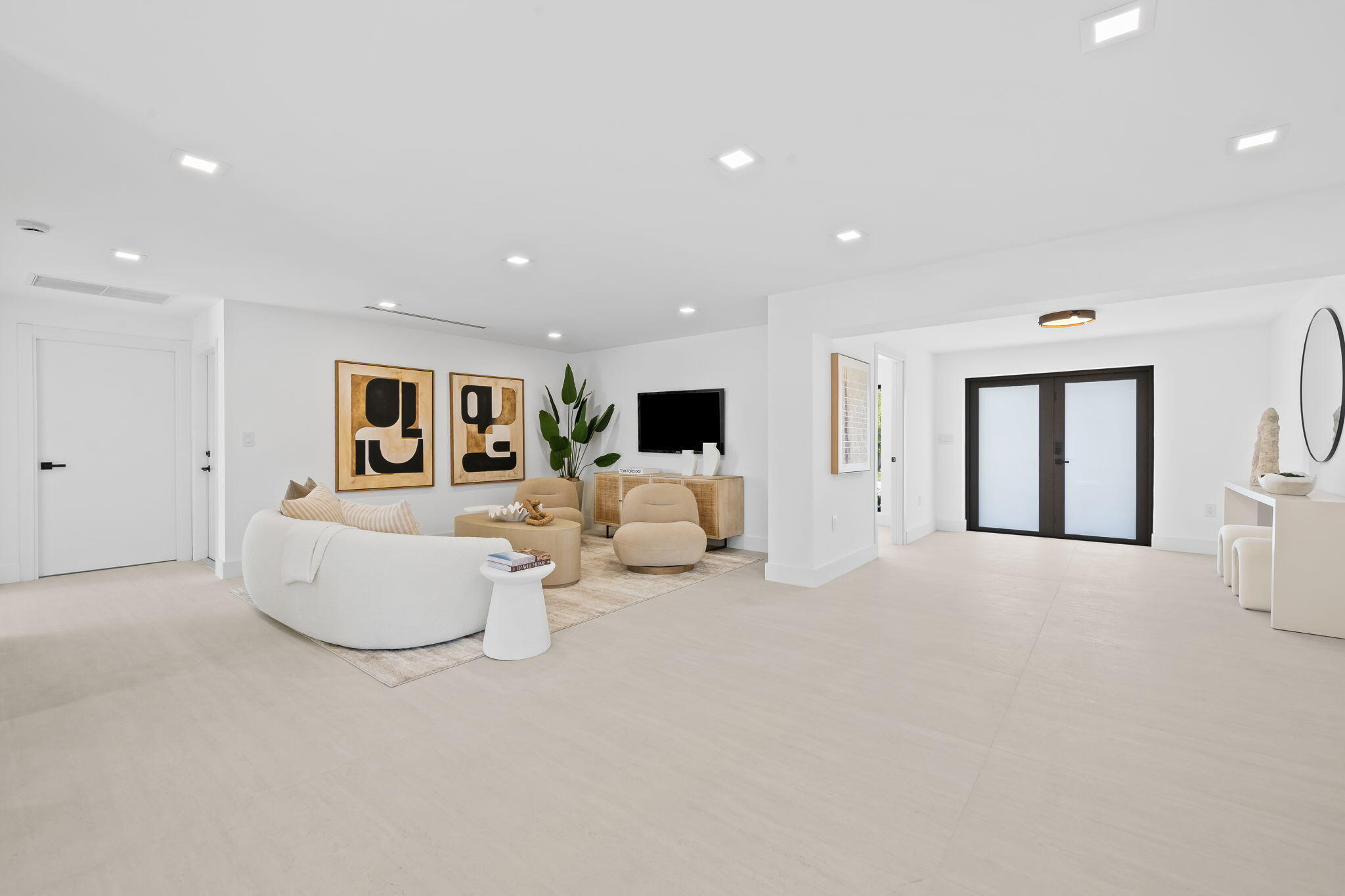 VENETIAN ISLES 1ST SEC - Residential