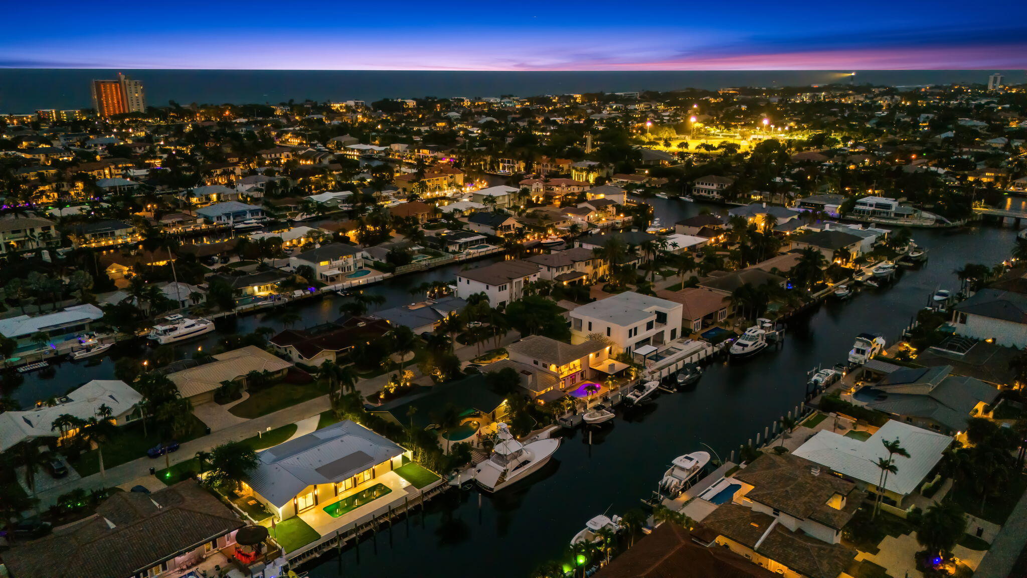 VENETIAN ISLES 1ST SEC - Residential