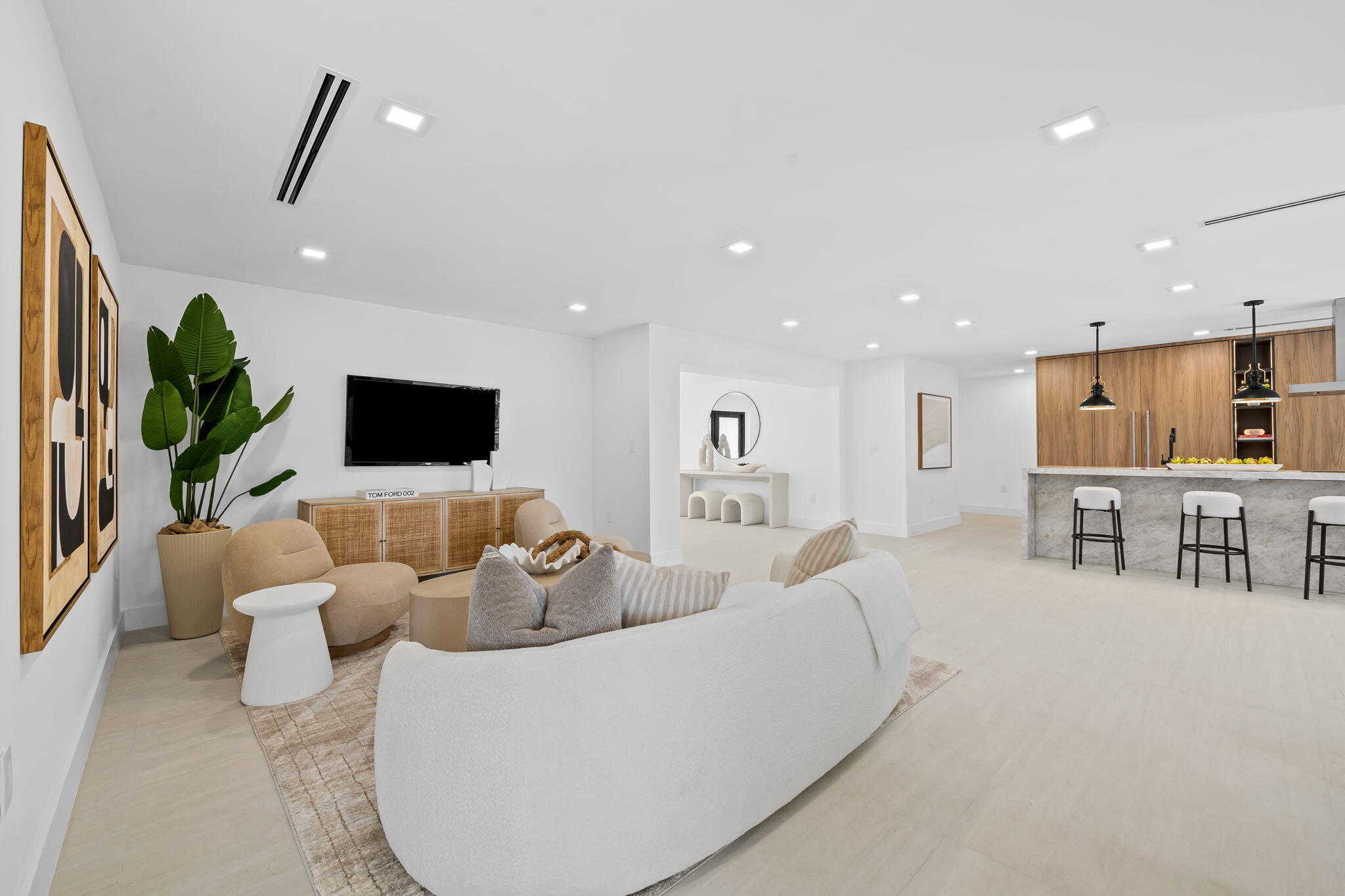 VENETIAN ISLES 1ST SEC - Residential