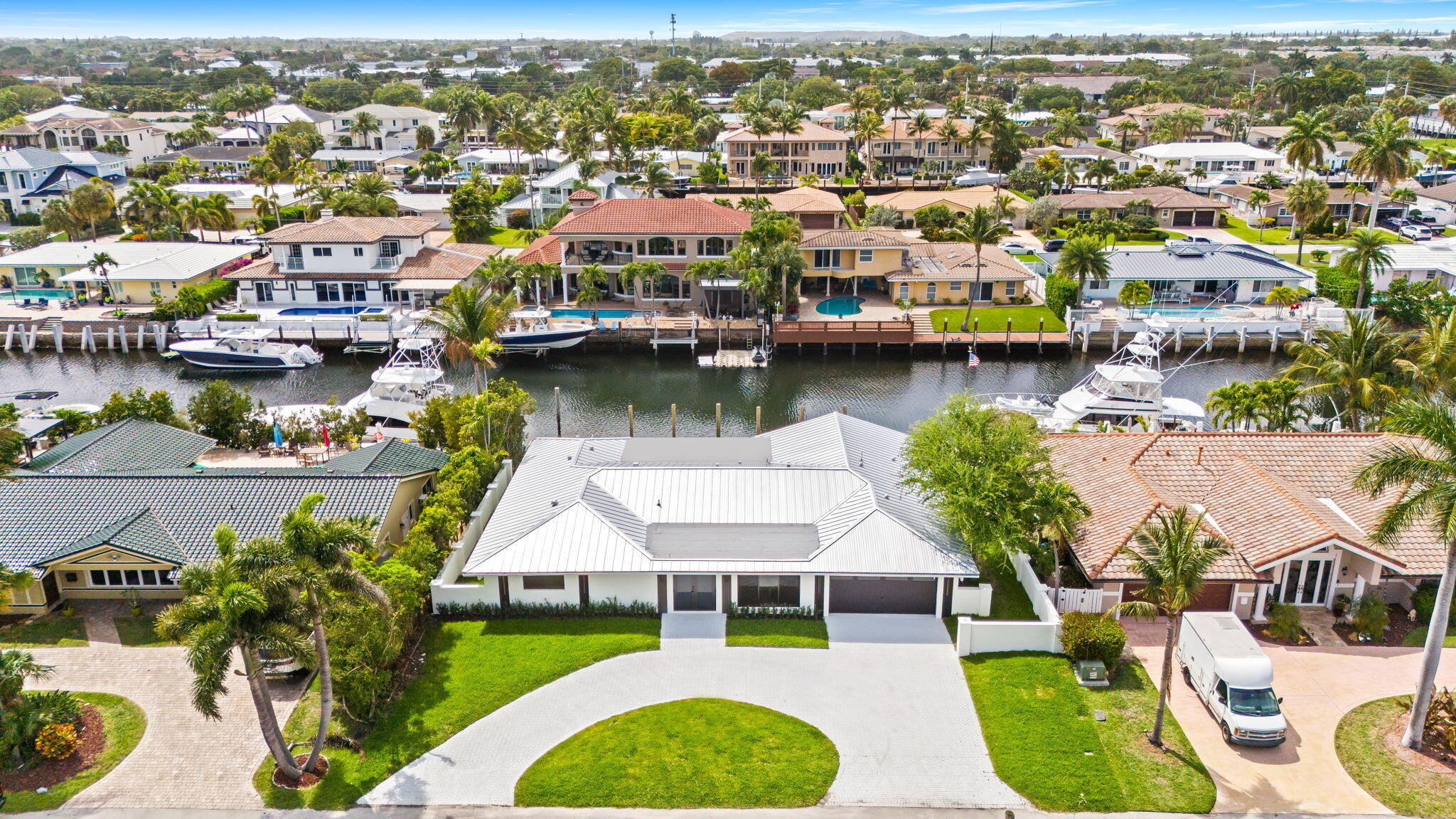 VENETIAN ISLES 1ST SEC - Residential