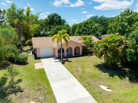 7103 Fort Walton Avenue Fort Pierce FL 34951
